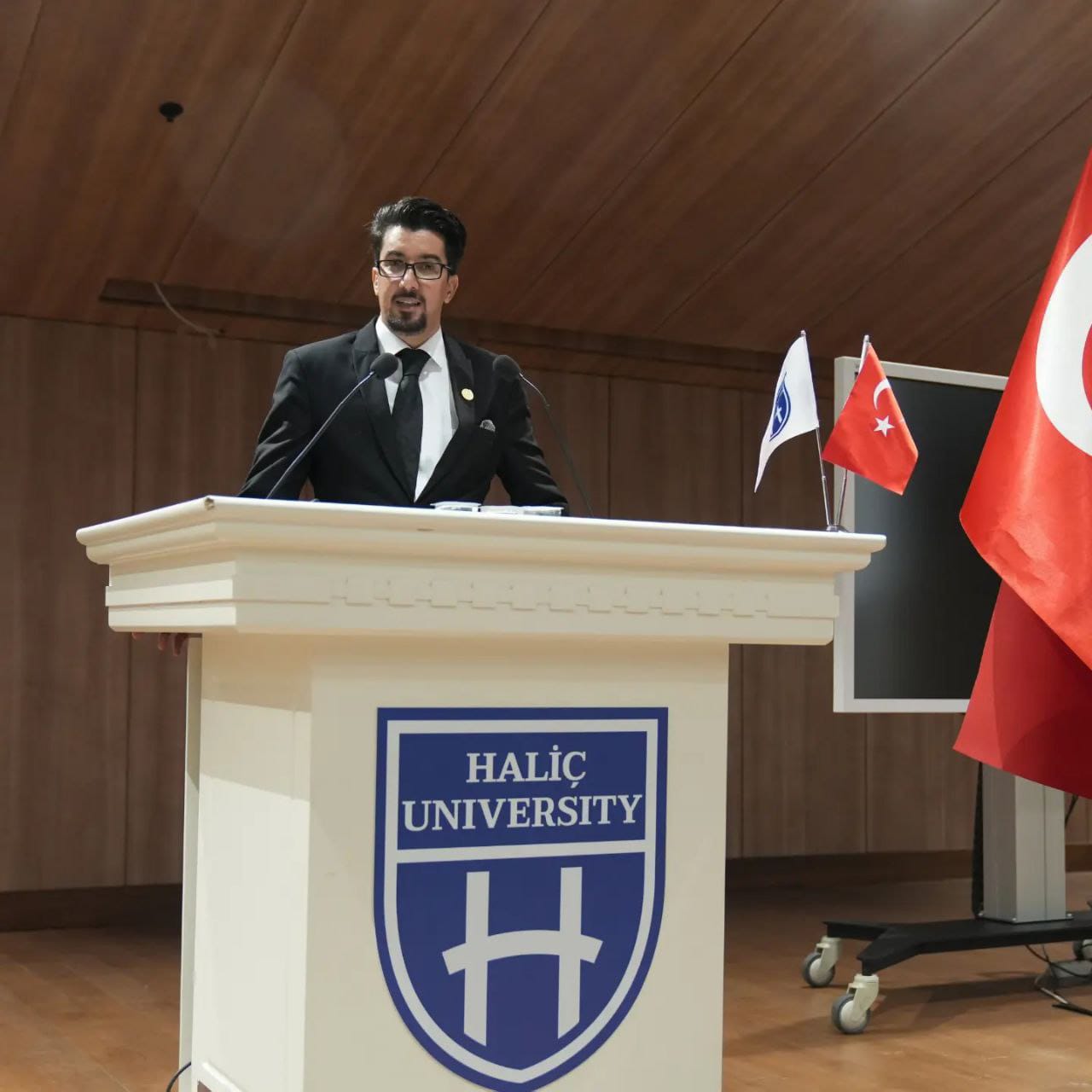 Green Financing Options  For Building Company